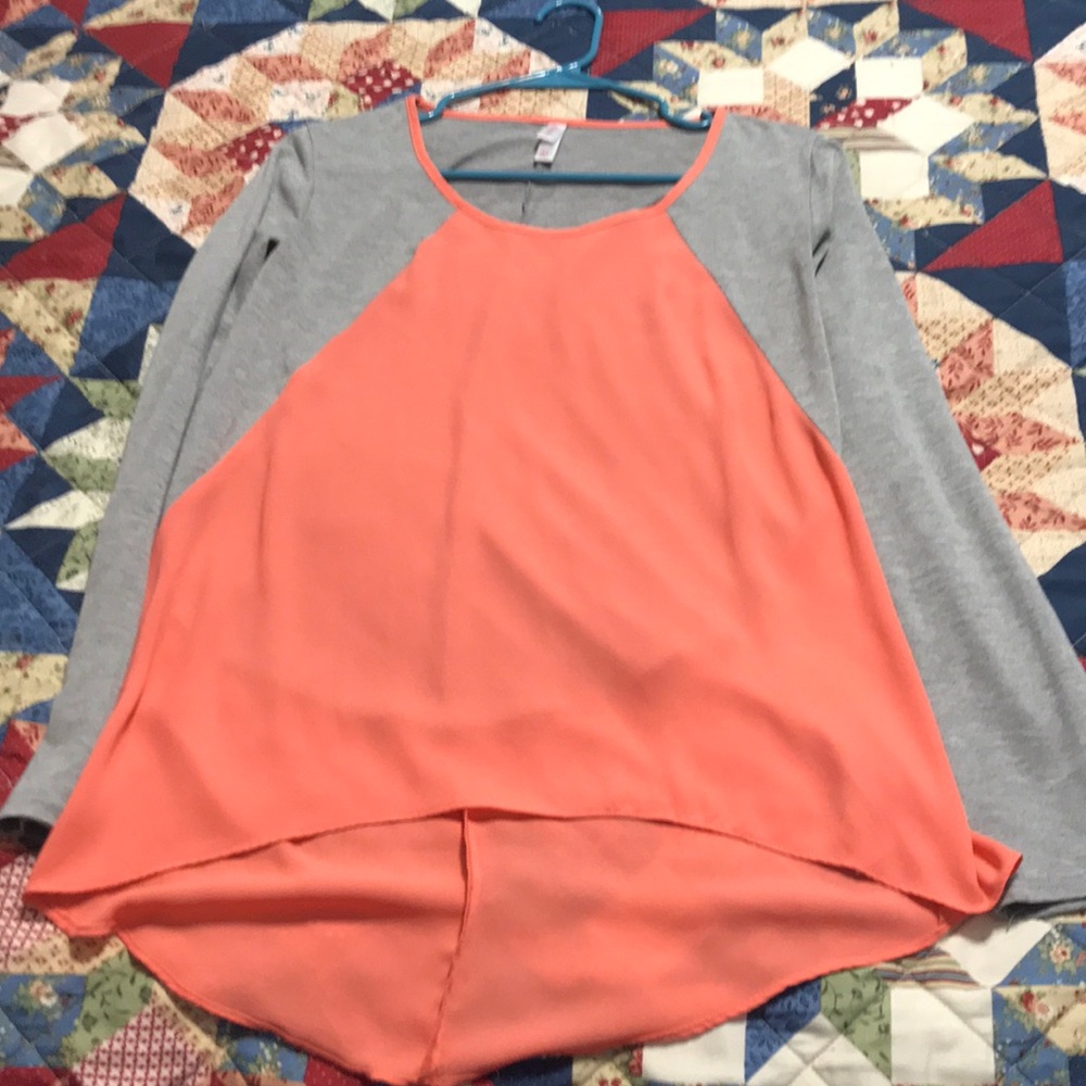 Xhilaration shirt